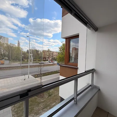 Nowoczesny W Centrum Balkon Parking Varsóvia