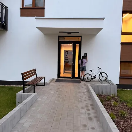 Nowoczesny W Centrum Balkon Parking Varsóvia
